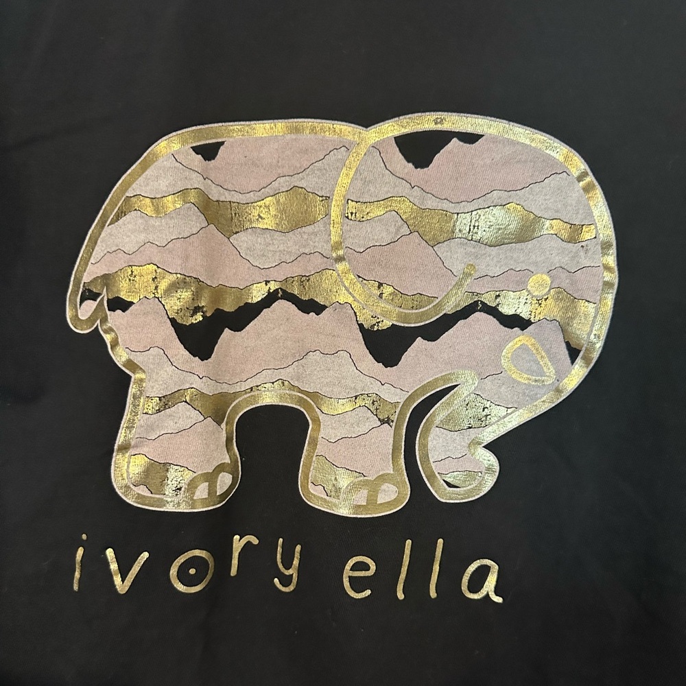 Ivory Ella Black, Gold & Pink long sleeve shirt size XS